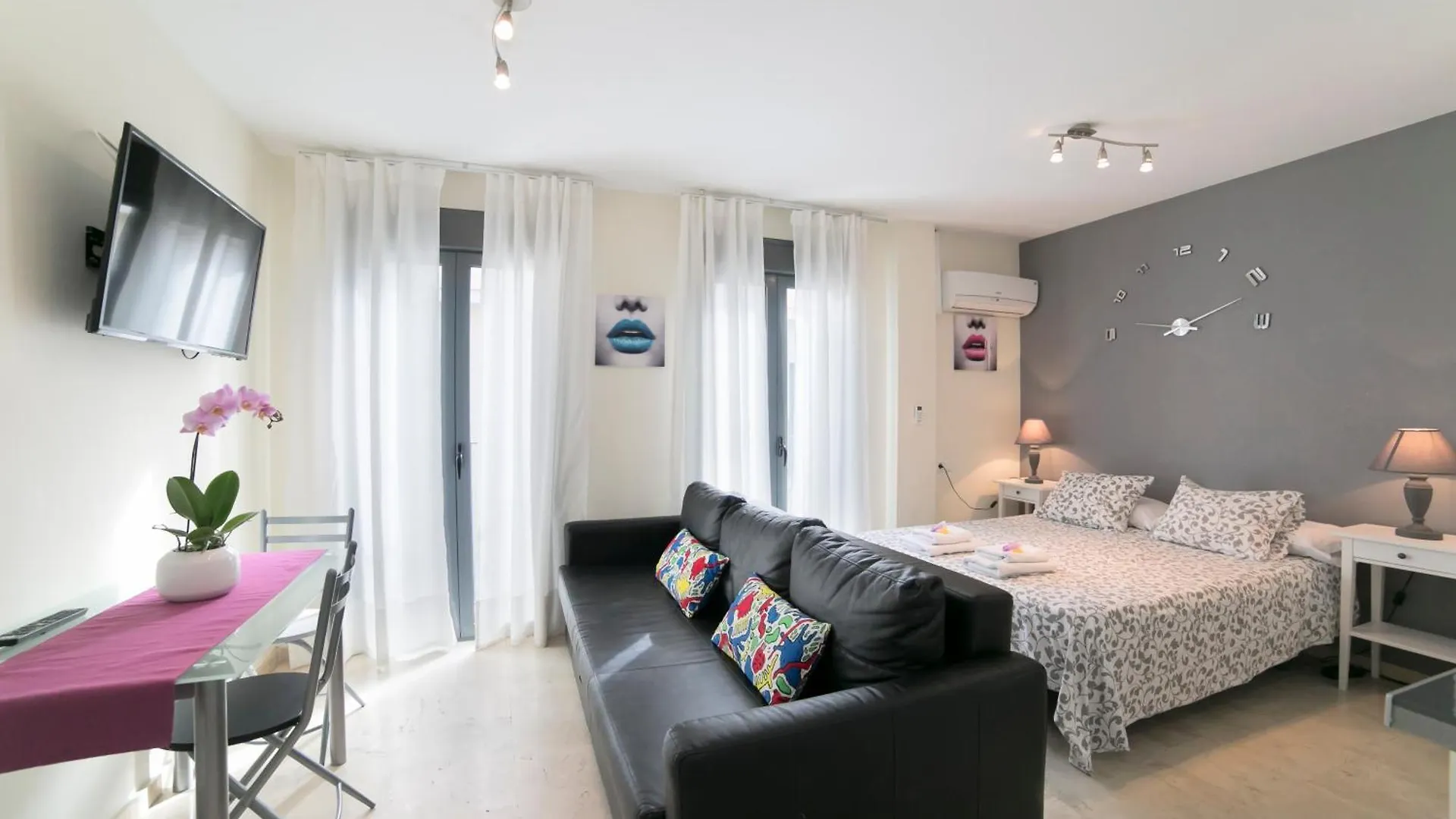 Apartamentos Salamanca Málaga 0*,